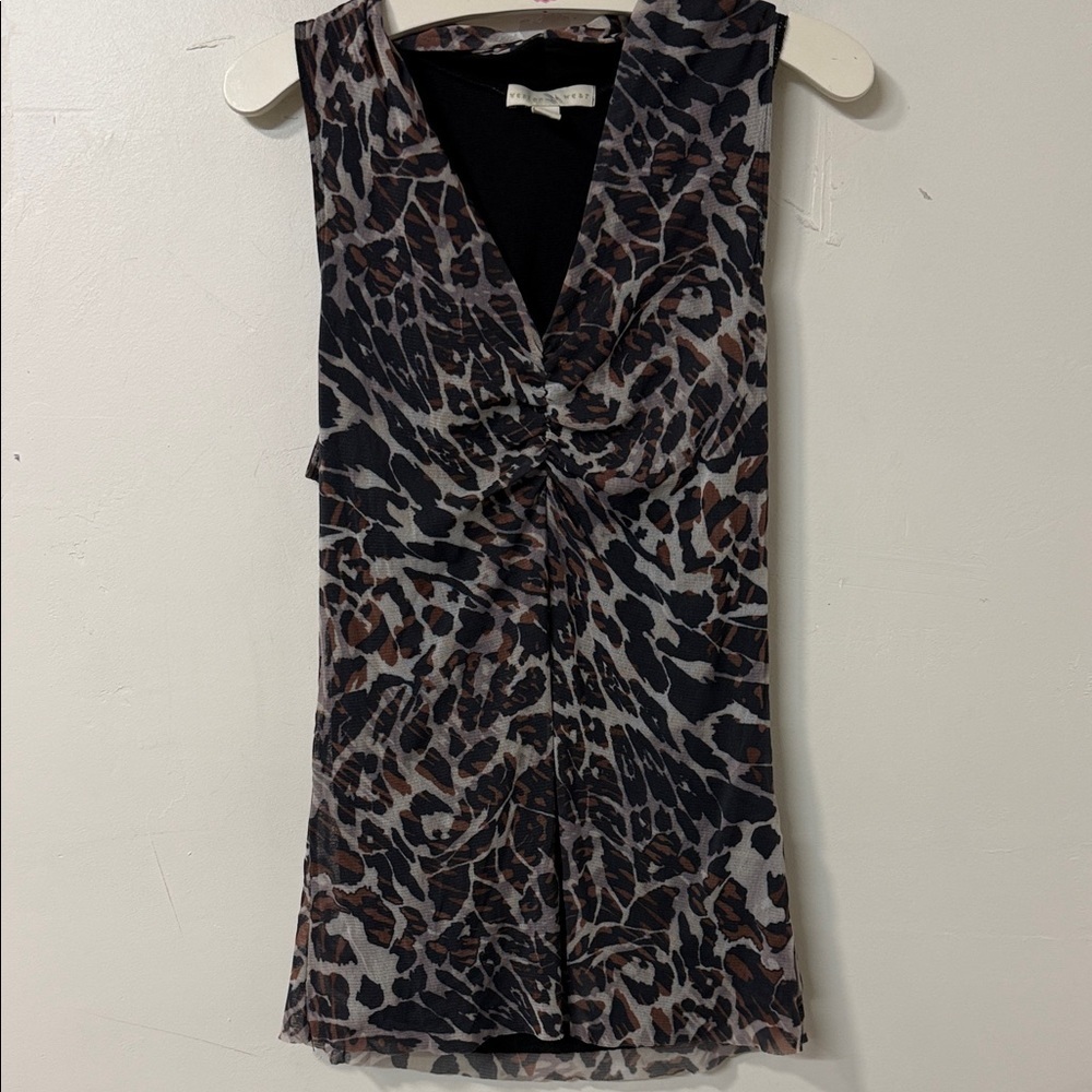 Weston Wear Leopard Print V-Neck Tank Top